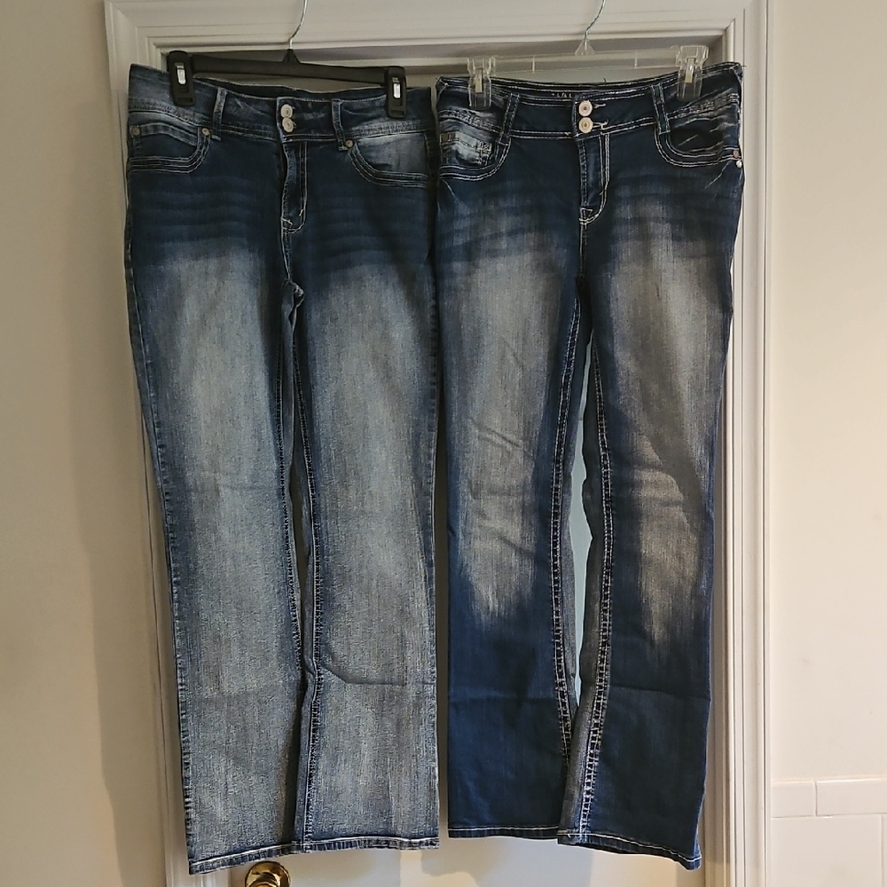 2 Pair-Women's Wallflower Blue Denim Flare Jeans